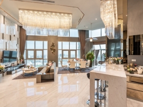 ขายคอนโด Luxury Penthouse @ Belle Grand Rama9