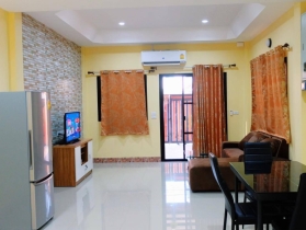 บ้านเช่า ทาวน์โฮม2ชั้น ที่ซอยวชิรธรรมสาธิต53 สะดวก เฟอร์ครบ